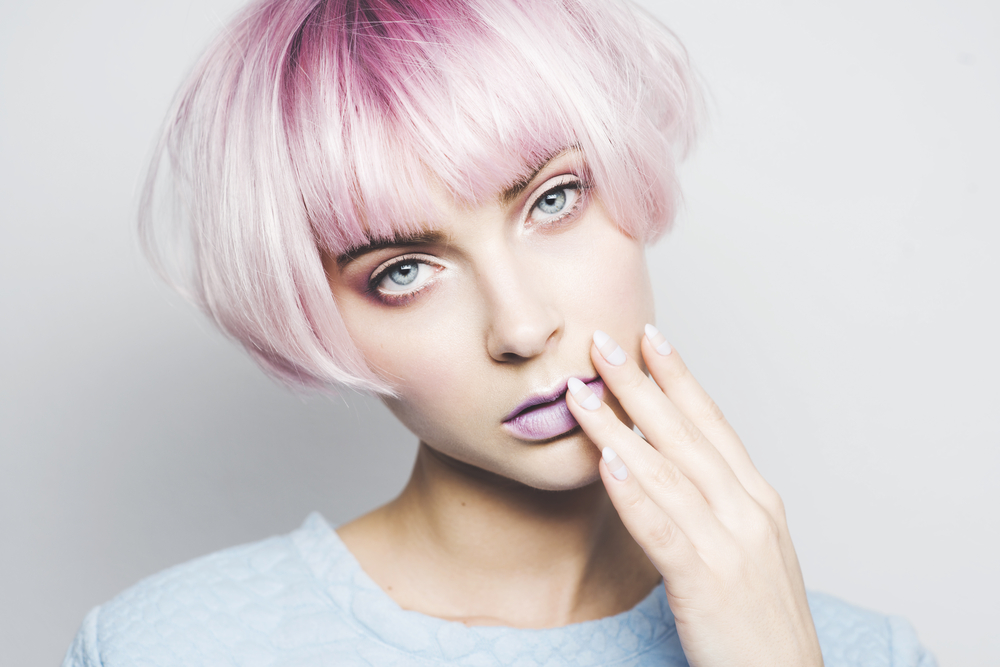 Coloration semi-permanente : changer de look tous les 15 jours ?