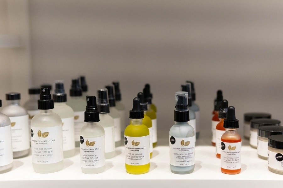 Sérum anti-âge : le soin beauté indispensable