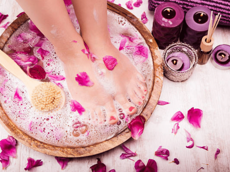 Bain de pieds maison : comment faire
