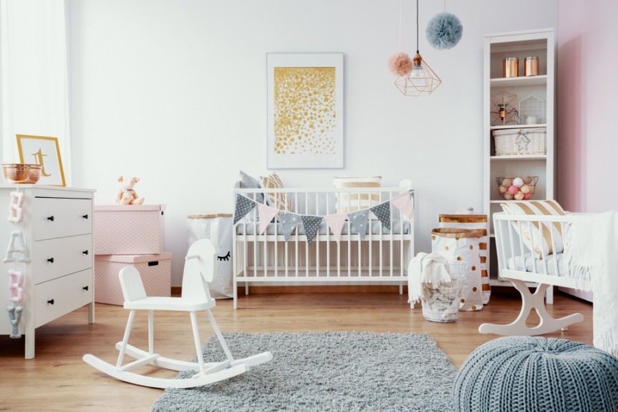Idée déco pour une chambre de bébé fille : quelles sont les inspirations tendances ?